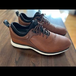 Like New- Men’s Johnston & Murphy shoes -Size 10.5
